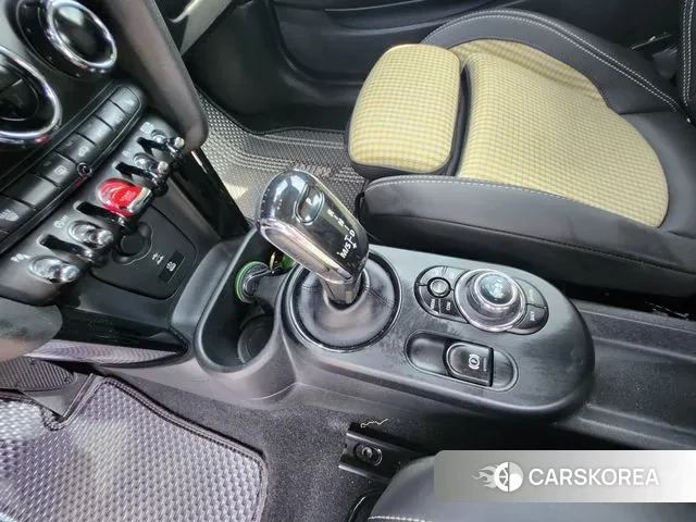 Mini Cooper S id 3372780 из Кореи 19