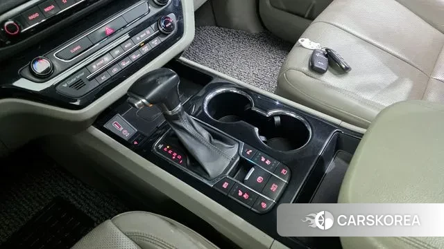 Kia The New Carnival id 3351193 из Кореи 19