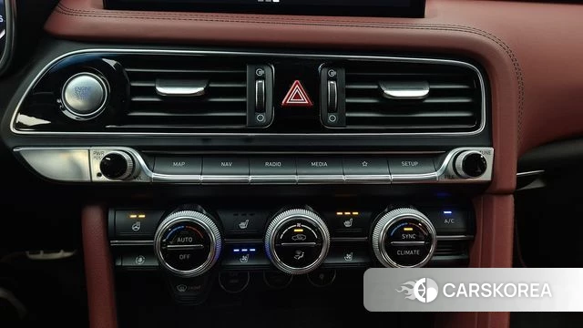 Genesis The New G70 id 4567319 из Кореи 19