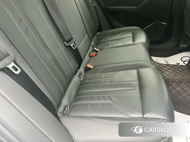 Audi Q5L id 4238161 из Китая 35