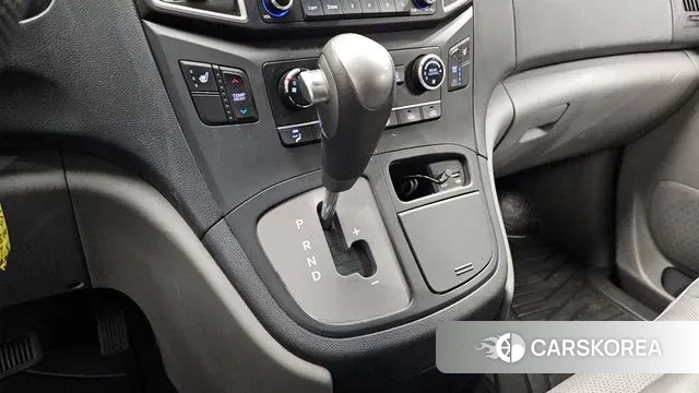 Hyundai The New Grand Starex id 3439735 из Кореи 19