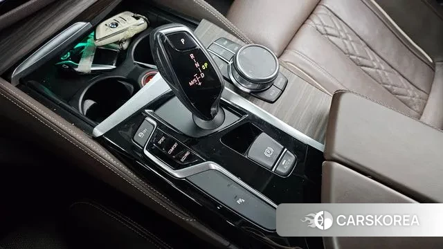 BMW 5 Series (G30) id 3779018 из Кореи 19