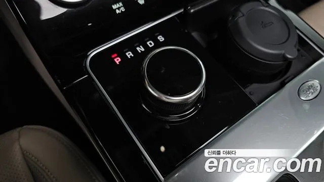 Land Rover Range Rover Velar id 2850477 из Кореи 19