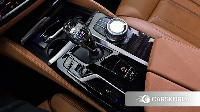 BMW 5 Series (G30) id 3054694 из Кореи 19