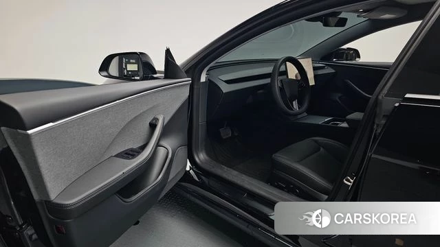 Tesla Model 3 id 4540208 из Кореи 32