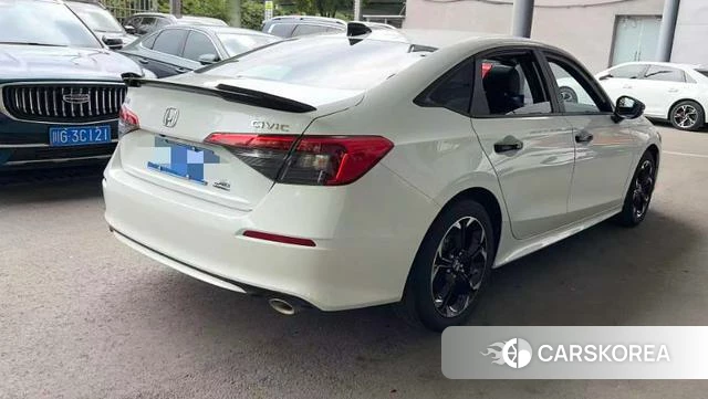 Honda Civic id 4274676 из Китая 9