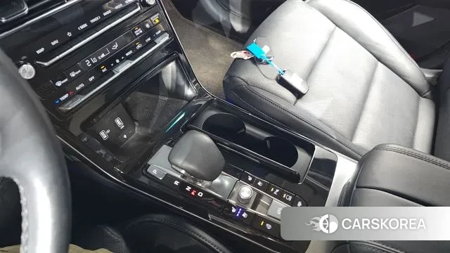 Kia K7 Premier Hybrid id 3247903 из Кореи 19