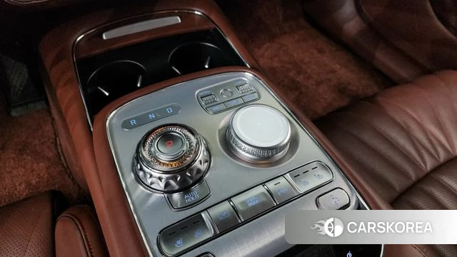 Genesis G90 (RS4) id 3812019 из Кореи 19