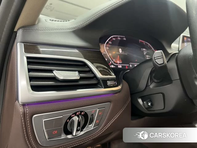 BMW 7 series id 4253877 из Китая 25