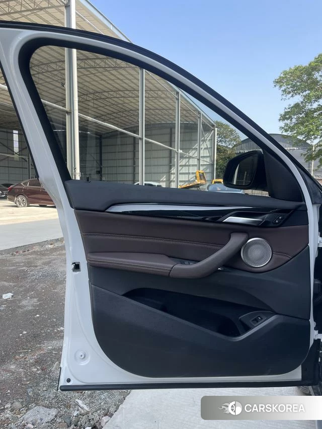 BMW X1 id 4262101 из Китая 25