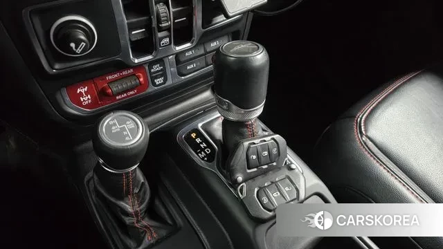 Jeep Gladiator (JT) id 3726469 из Кореи 19