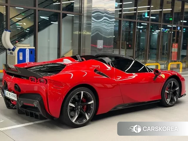 Ferrari SF90 Spider id 2959320 из Кореи 19