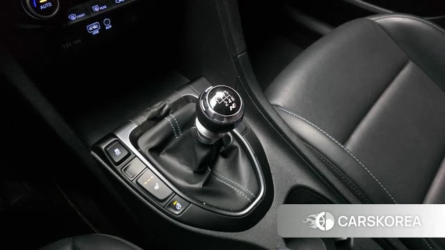 Hyundai Veloster (JS) id 4417070 из Кореи 19