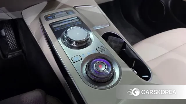 Genesis GV70 id 3645476 из Кореи 19