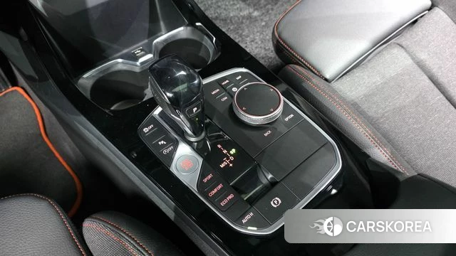 BMW 1 Series (F40) id 3965815 из Кореи 19