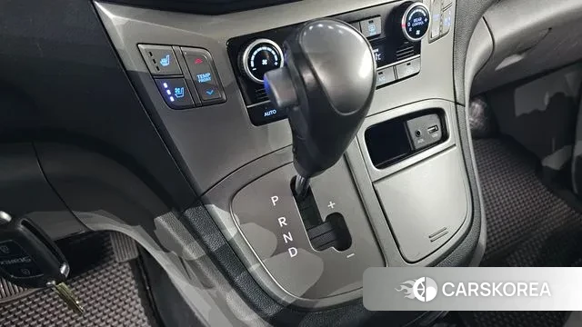 Hyundai The New Grand Starex id 3375101 из Кореи 19