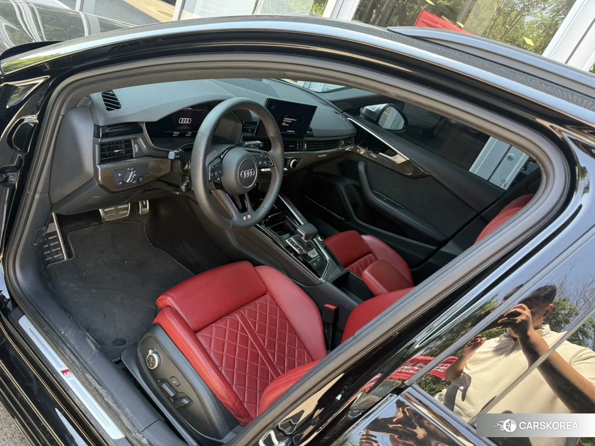 Audi S4 id 4512624 из Китая 9