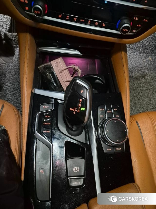 BMW 5 Series (G30) id 3801747 из Кореи 16