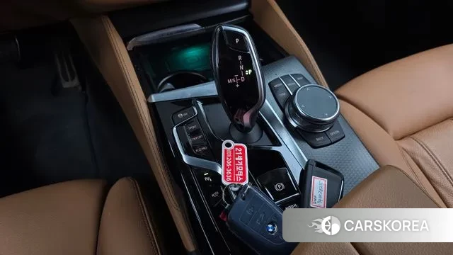 BMW 5 Series (G30) id 3477755 из Кореи 19