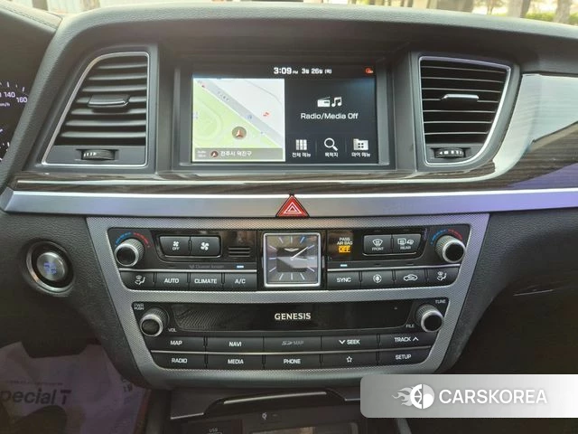 Genesis G80 id 3853466 из Кореи 18