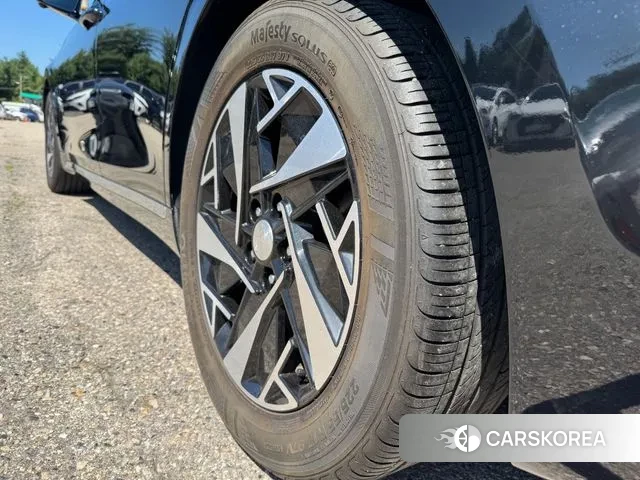 Hyundai The New Grandeur IG Hybrid id 3128857 из Кореи 19