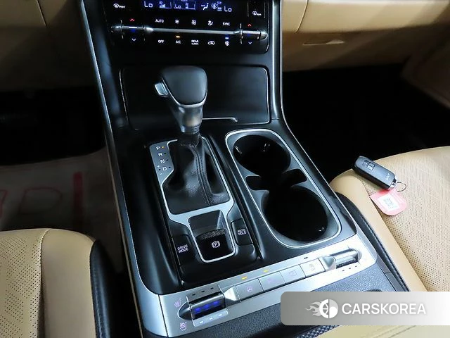 Kia Carnival 4th generation id 4624431 из Кореи 19