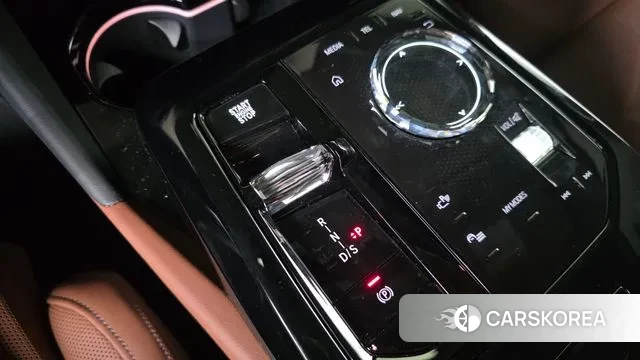 BMW 5 Series (G60) id 3457052 из Кореи 19