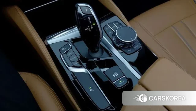 BMW 5 Series (G30) id 3705932 из Кореи 19