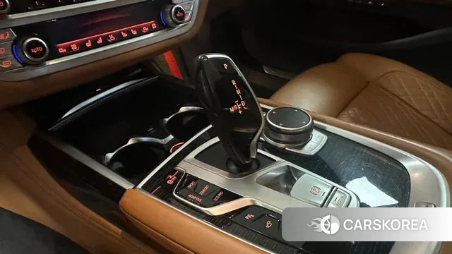 BMW 7 Series (G11) id 3695637 из Кореи 19