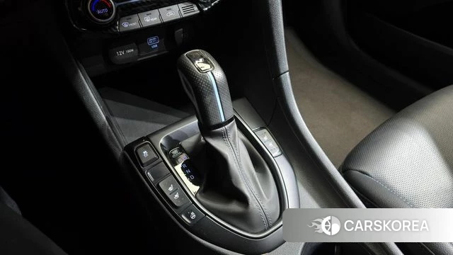 Hyundai Veloster (JS) id 4936596 из Кореи 31