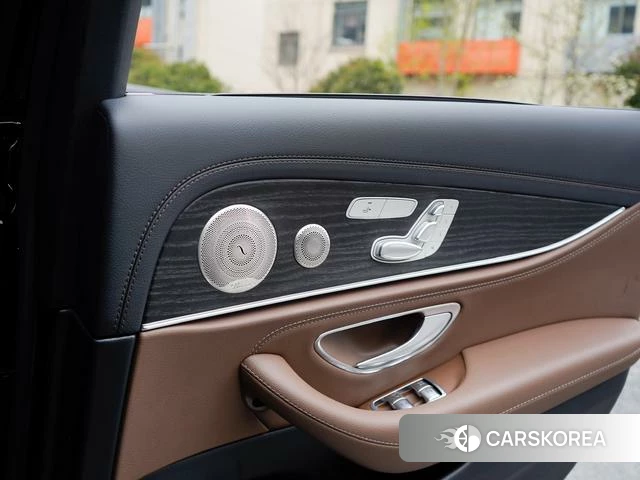 Mercedes-Benz E-class id 4271442 из Китая 21