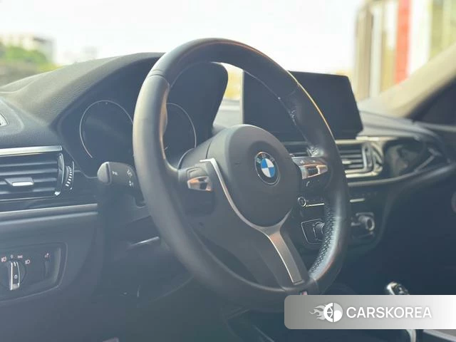 BMW 1 series id 4277051 из Китая 30