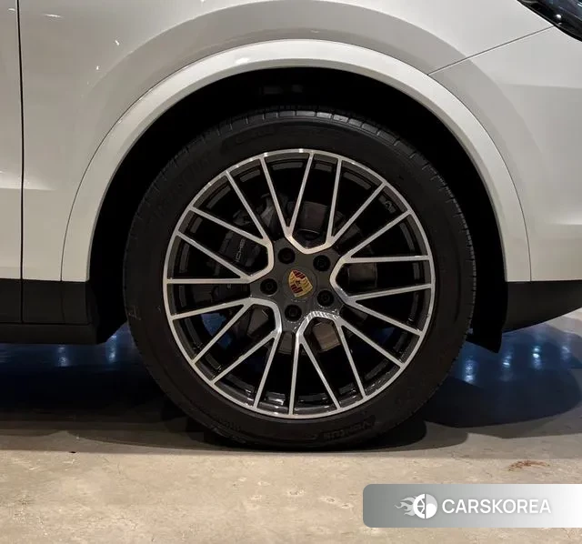 Porsche Cayenne (PO536) id 3655561 из Кореи 19