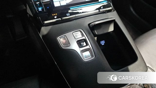 Hyundai The New Grandeur IG Hybrid id 4249435 из Кореи 34