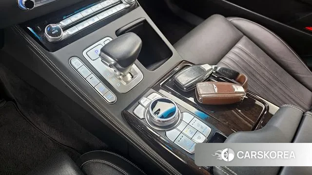 Genesis G90 id 3428961 из Кореи 19