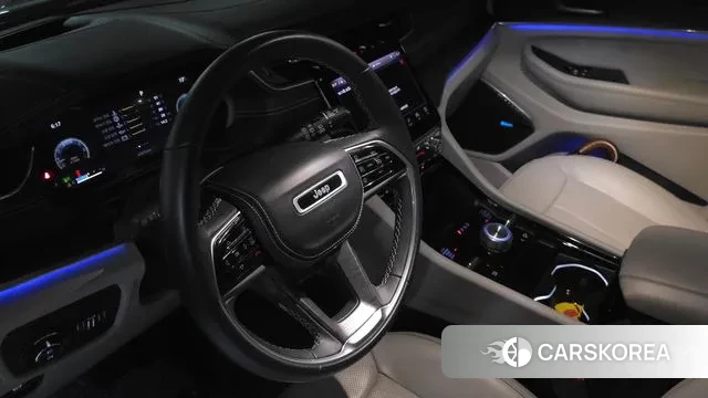 Jeep Grand Cherokee (WL) id 3468171 из Кореи 19