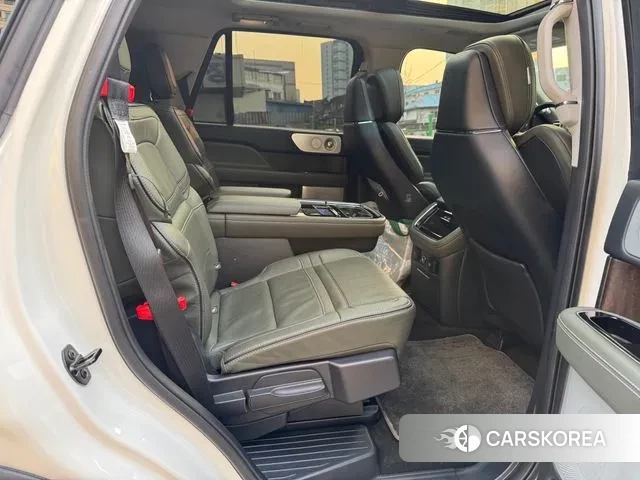 Lincoln Navigator 4th generation id 3600063 из Кореи 15