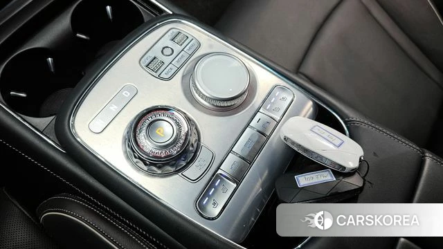 Genesis G90 (RS4) id 3806232 из Кореи 19