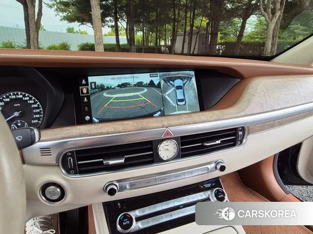 Genesis G90 id 3028580 из Кореи 19