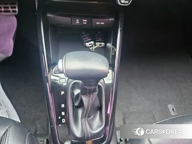 Kia Stonic id 3259612 из Кореи 19