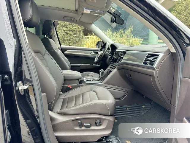 Volkswagen Tourang id 4260042 из Китая 18