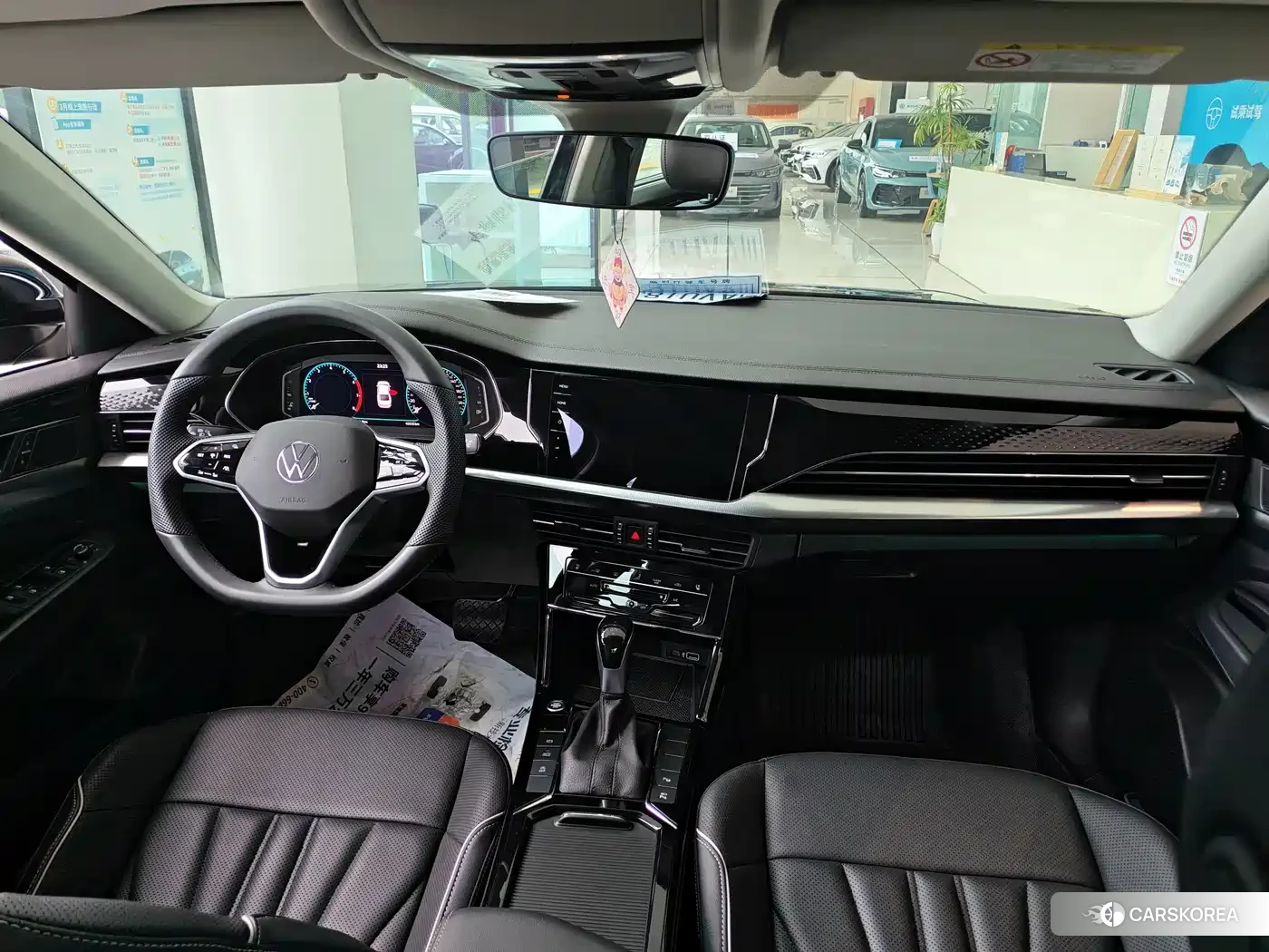 Volkswagen Passat id 4679641 из Китая 12