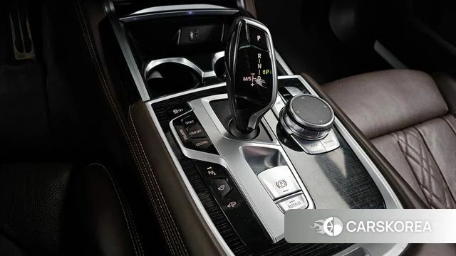 BMW 7 Series (G11) id 4502395 из Кореи 19
