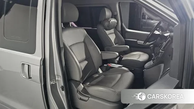 Hyundai The New Grand Starex id 3054698 из Кореи 19