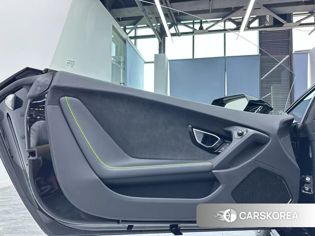 Lamborghini Huracán id 4239150 из Китая 9
