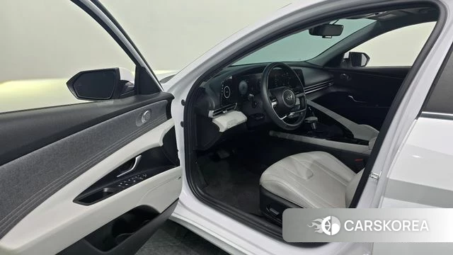 Hyundai Avante (CN7) id 4550478 из Кореи 29