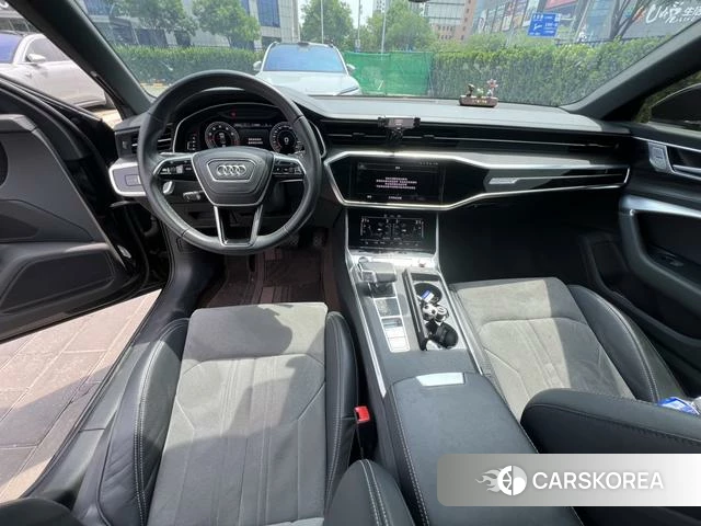 Audi A6L id 4348983 из Китая 9