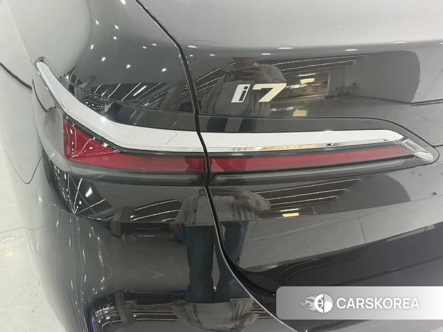 BMW i7 id 4314762 из Китая 9