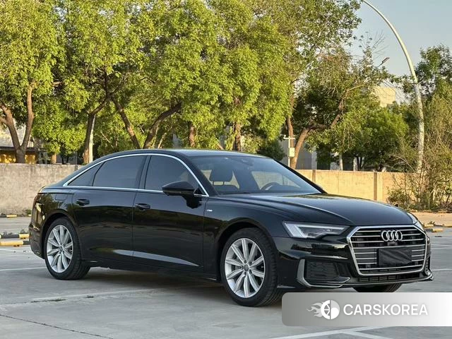 Audi A6L id 4299784 из Китая 14