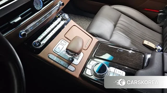 Genesis G90 id 3463849 из Кореи 19